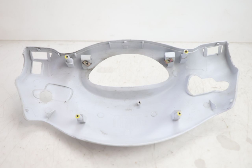 photo de HANDLE BAR FRONT PANEL TGB CITY RS 50 (2011 - 2016) - Fixing points details