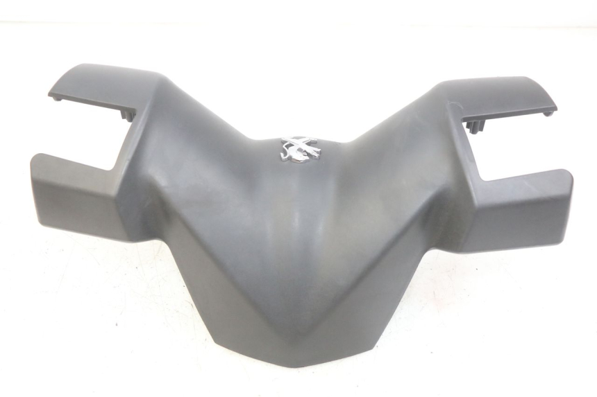 photo de HANDLEBAR COVER FRONT PEUGEOT CITYSTAR 125 (2011 - 2017) - Technical close-up