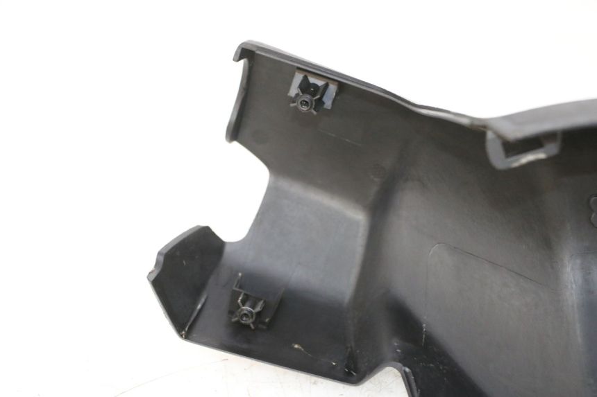 photo de HANDLEBAR COVER FRONT PEUGEOT CITYSTAR 50 (2013 - 2017) - Technical close-up