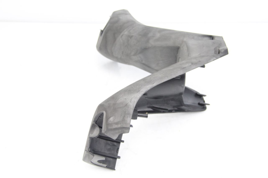 photo de HANDLEBAR COVER FRONT KYMCO DINK 4T 50 (2007 - 2018) - Alternative perspective