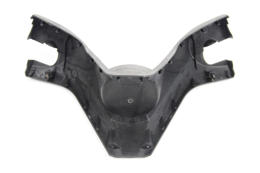 photo de HANDLEBAR COVER FRONT KYMCO DINK 4T 50 (2007 - 2018) - Fixing points details