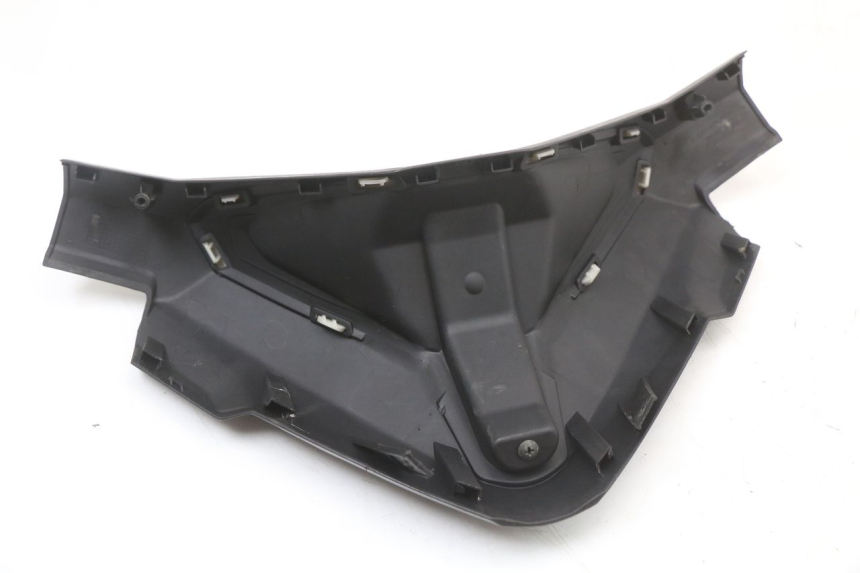 photo de HANDLE BAR FRONT PANEL LONGJIA EASY MAX 125 (2020 - 2024) - Alternative perspective