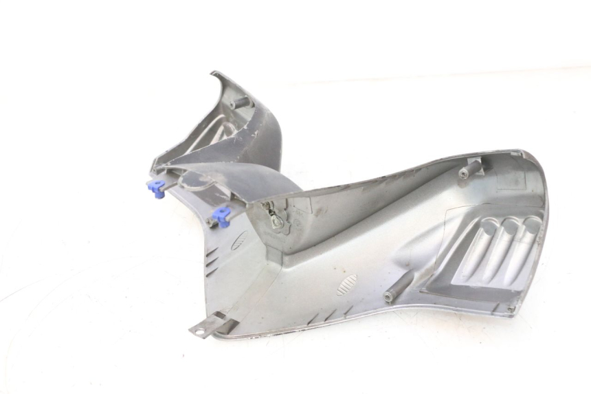 photo de HANDLEBAR COVER FRONT PEUGEOT ELYSTAR 50 (2002 - 2014) - Alternative perspective