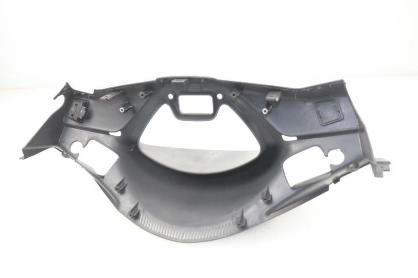 photo de HANDLEBAR COVER FRONT HONDA FES PANTHEON 125 (2003 - 2007) - Alternative perspective