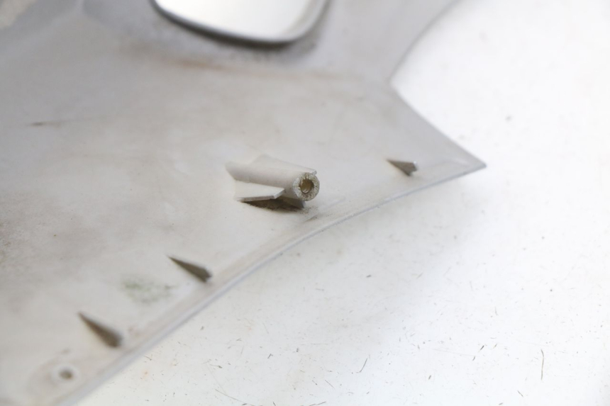 photo de HANDLEBAR COVER FRONT HONDA FES PANTHEON 125 (2003 - 2007) - Alternative perspective