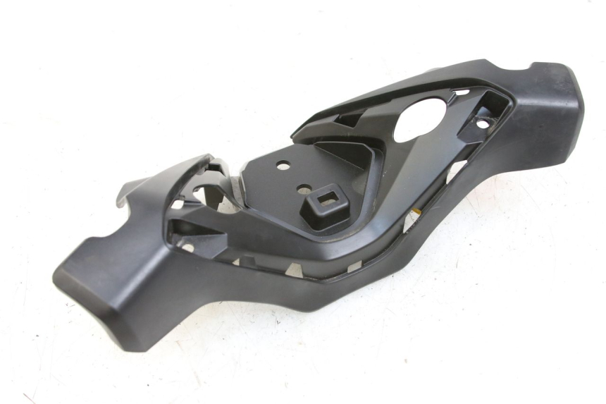 photo de HANDLEBAR COVER FRONT HONDA FORZA 125 (2015 - 2016) - Product overview