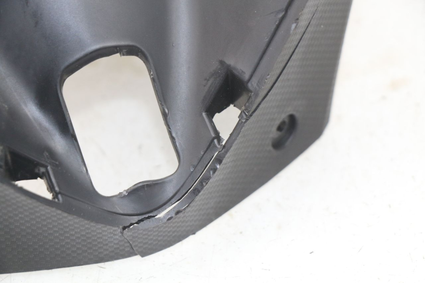 photo de HANDLE BAR FRONT PANEL SYM GTS EFI ABS 125 (2012 - 2016) - Fixing points details