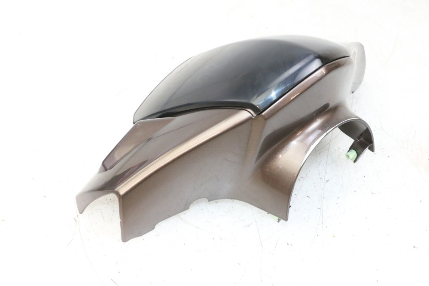 photo de HANDLEBAR COVER FRONT PEUGEOT KISBEE 2T 50 (2010 - 2017) - Additional view of the item