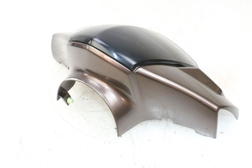 photo de HANDLEBAR COVER FRONT PEUGEOT KISBEE 2T 50 (2010 - 2017) - Distinctive features