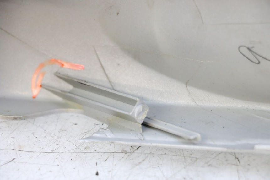 photo de HANDLE BAR FRONT PANEL KYMCO GRAND DINK 125 (2008 - 2014) - Alternative perspective