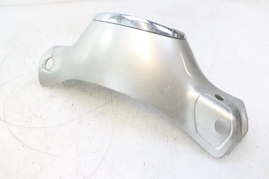 photo de HANDLE BAR FRONT PANEL PIAGGIO LIBERTY 50 (1998 - 2003) - High-resolution close-up