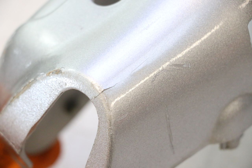 photo de HANDLE BAR FRONT PANEL PIAGGIO LIBERTY 50 (1998 - 2003) - Zoom on usage condition