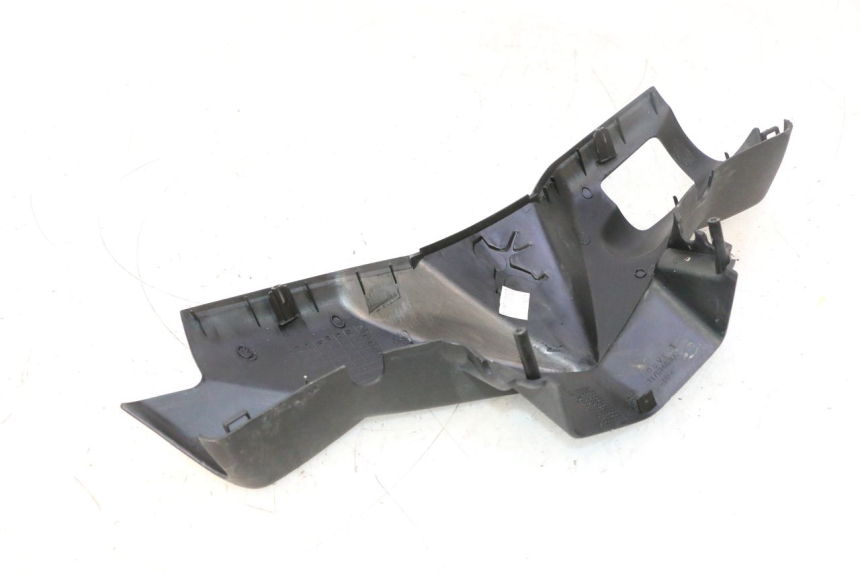 photo de HANDLE BAR FRONT PANEL PEUGEOT LUDIX PRO 2T 50 (2010 - 2017) - Fixing points details