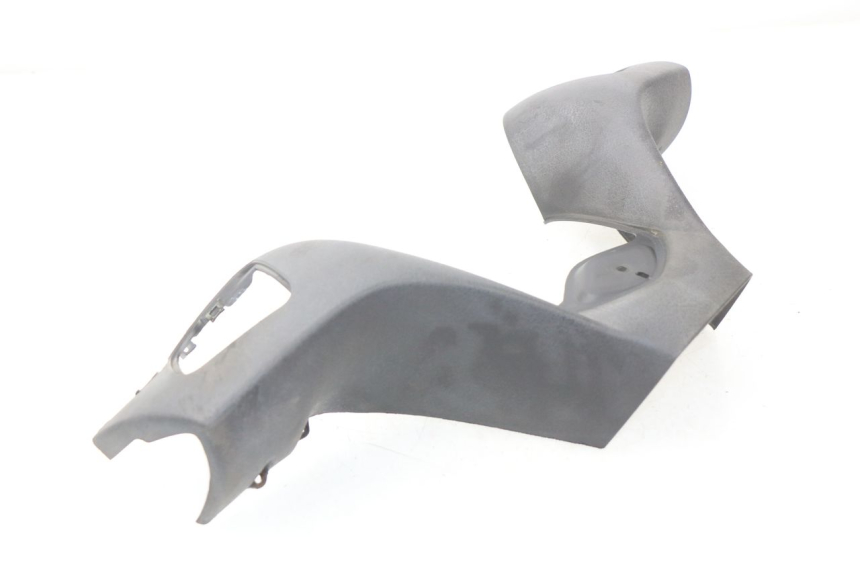 photo de HANDLEBAR COVER FRONT PIAGGIO MP3 LT 400 (2007 - 2012) - Technical close-up