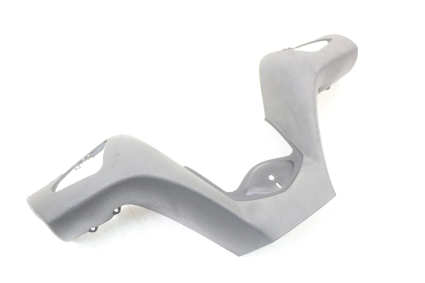 photo de HANDLEBAR COVER FRONT PIAGGIO MP3 LT 400 (2007 - 2012) - Component detail