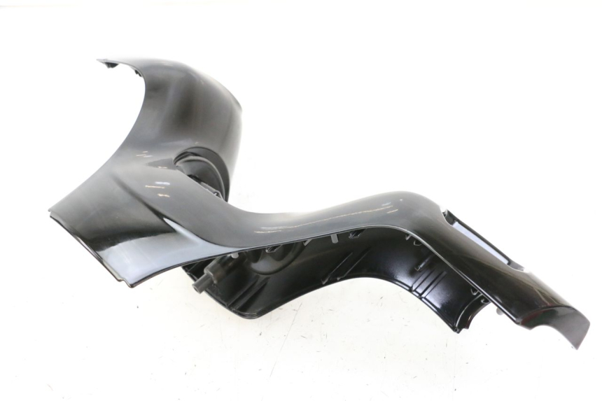 photo de HANDLEBAR COVER FRONT PIAGGIO MP3 500 (2014 - 2017) - Zoom on usage condition