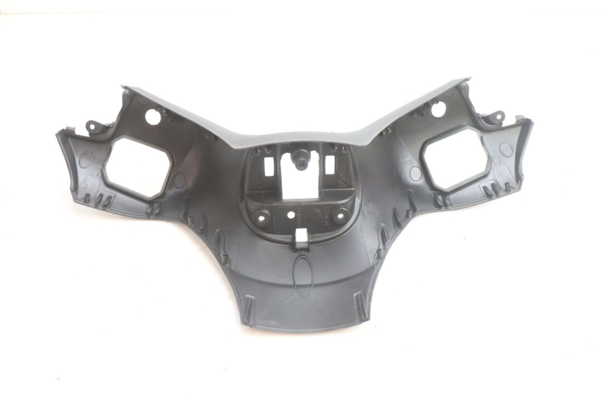 photo de HANDLE BAR FRONT PANEL PIAGGIO MP3 500 (2016 - 2018) - Fixing points details
