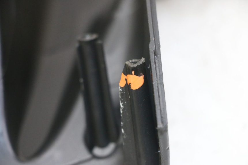 photo de HANDLE BAR FRONT PANEL GILERA NEXUS 125 (2009 - 2013) - Zoom on usage condition