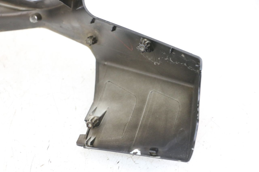 photo de HANDLE BAR FRONT PANEL PEUGEOT VIVACITY 125 (2010 - 2017) - Product overview