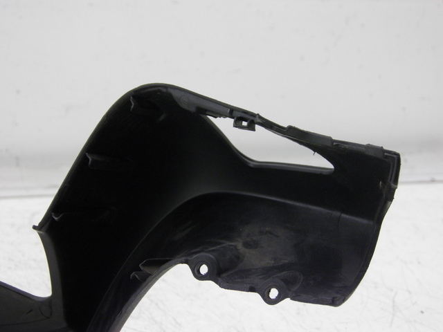 photo de HANDLE BAR FRONT PANEL PIAGGIO MP3 RL 125 (2008 - 2009) - Zoom on usage condition