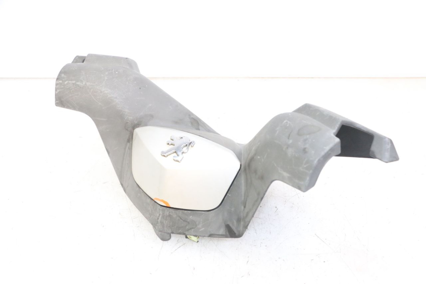 photo de HANDLE BAR FRONT PANEL PEUGEOT SATELIS 125 (2013 - 2018) - Markings and original references