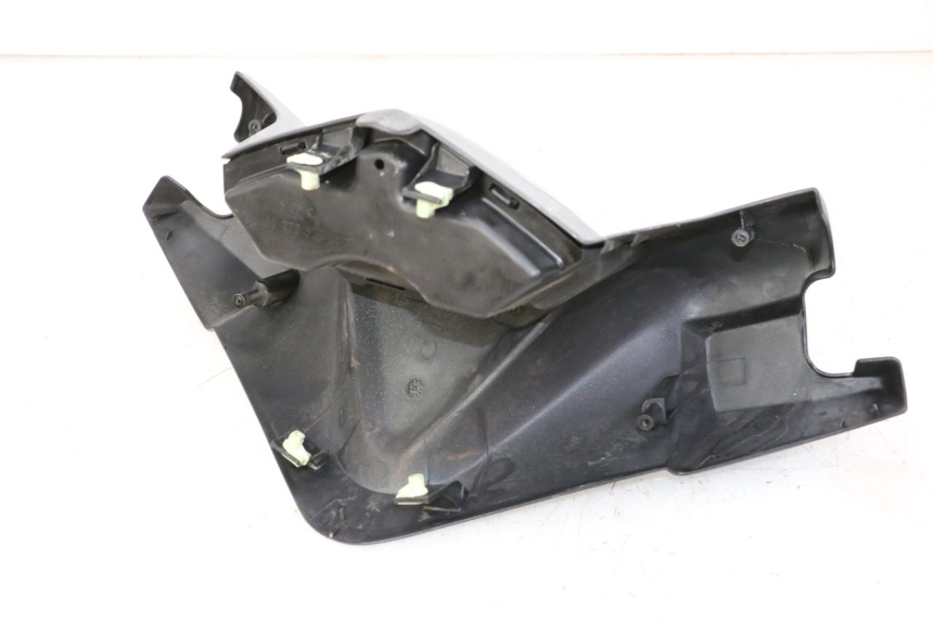 photo de HANDLE BAR FRONT PANEL PEUGEOT SATELIS 125 (2010 - 2012) - Markings and original references