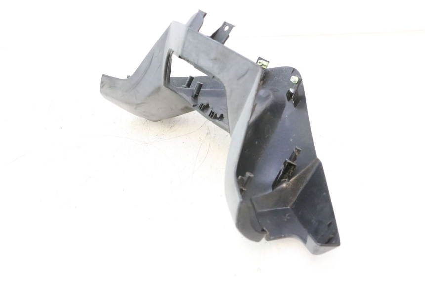 photo de HANDLE BAR FRONT PANEL PEUGEOT SATELIS 125 (2006 - 2009) - Component detail