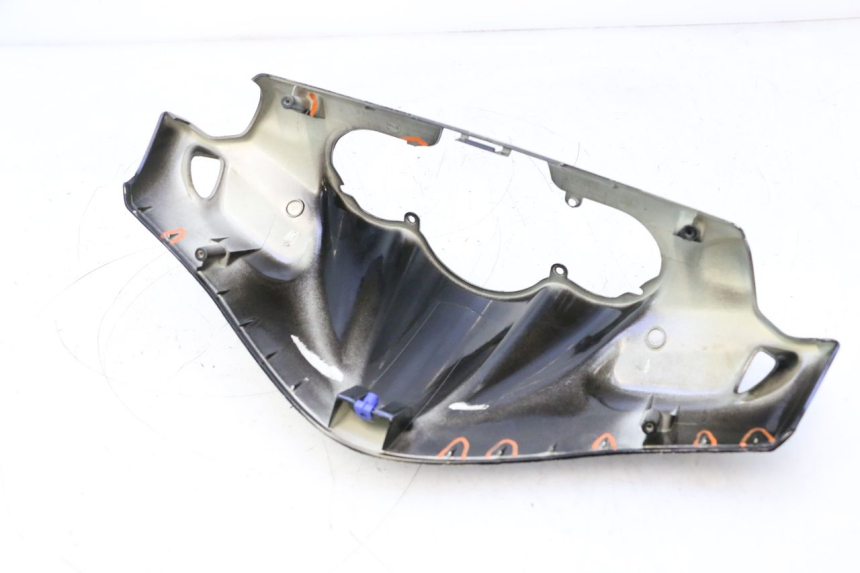 photo de HANDLE BAR FRONT PANEL PEUGEOT SPEEDFIGHT 2 AC 50 (2000 - 2009) - Distinctive features