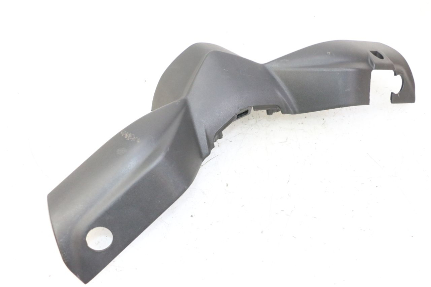 photo de HANDLEBAR COVER FRONT APRILIA SXR 50 (2021 - 2023) - Component detail