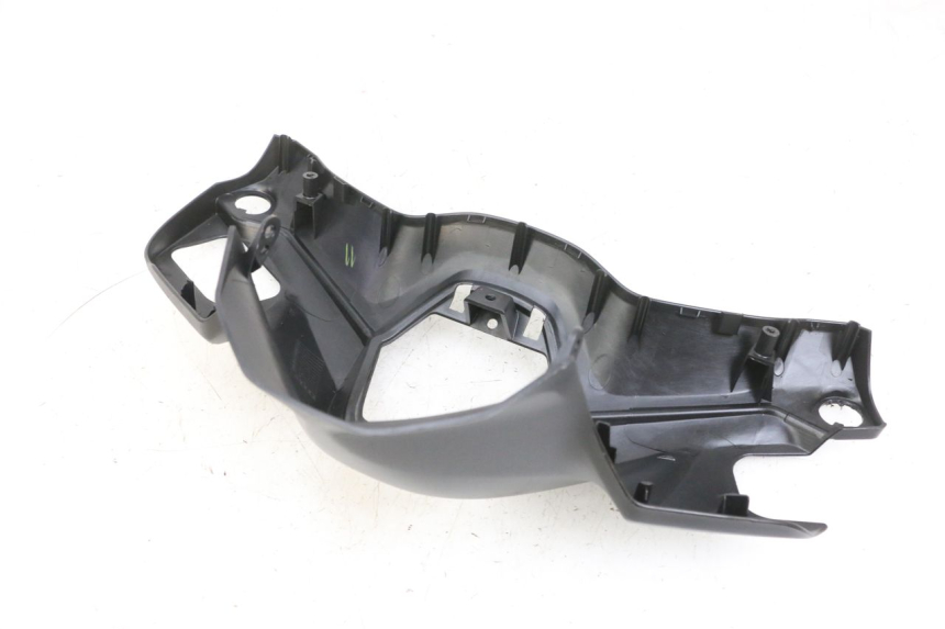 photo de HANDLE BAR FRONT PANEL YAMAHA TRICITY 300 (2020 - 2024) - Component detail