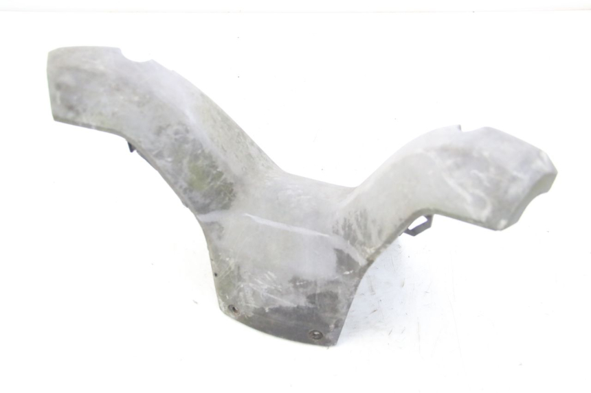 photo de HANDLEBAR COVER FRONT SUZUKI UH BURGMAN 125 (2002 - 2006) - Technical close-up