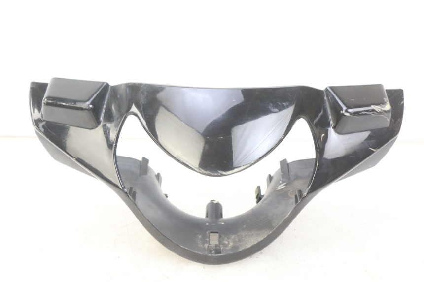 photo de HANDLEBAR COVER FRONT PEUGEOT V-CLIC VCLIC 50 (2007 - 2013) - Additional view of the item