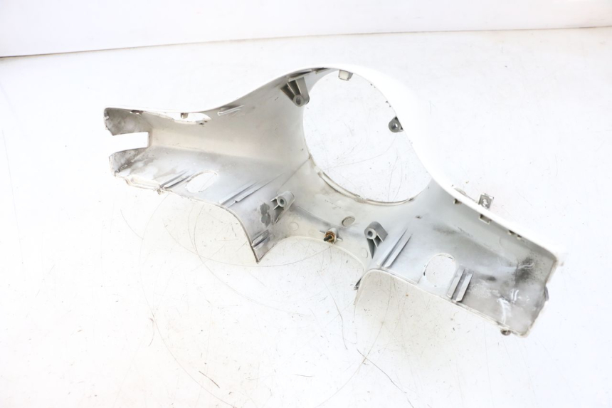 photo de HANDLE BAR FRONT PANEL PIAGGIO VESPA GTS SUPER IE 125 (2009 - 2016) - Alternative perspective