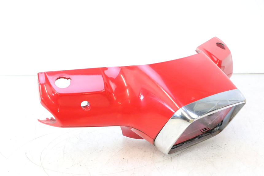 photo de HANDLEBAR COVER FRONT PIAGGIO VESPA S 2T 50 (2007 - 2014) - Product overview
