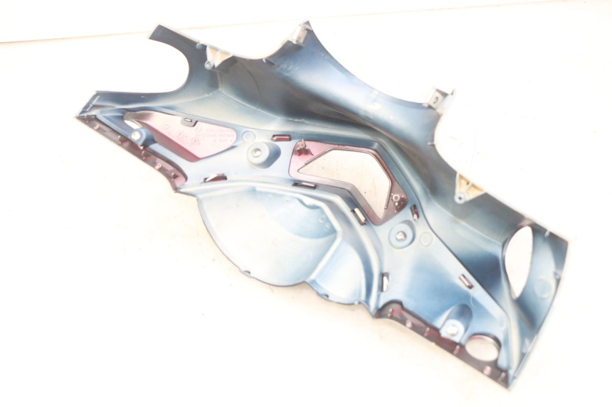 photo de HANDLEBAR COVER FRONT HONDA VISION NSC R 50 (2013 - 2015) - Technical close-up