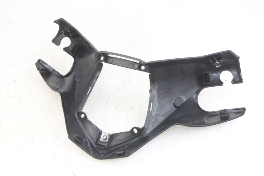 photo de HANDLEBAR COVER FRONT YAMAHA X-MAX XMAX 125 (2010 - 2013) - Product overview