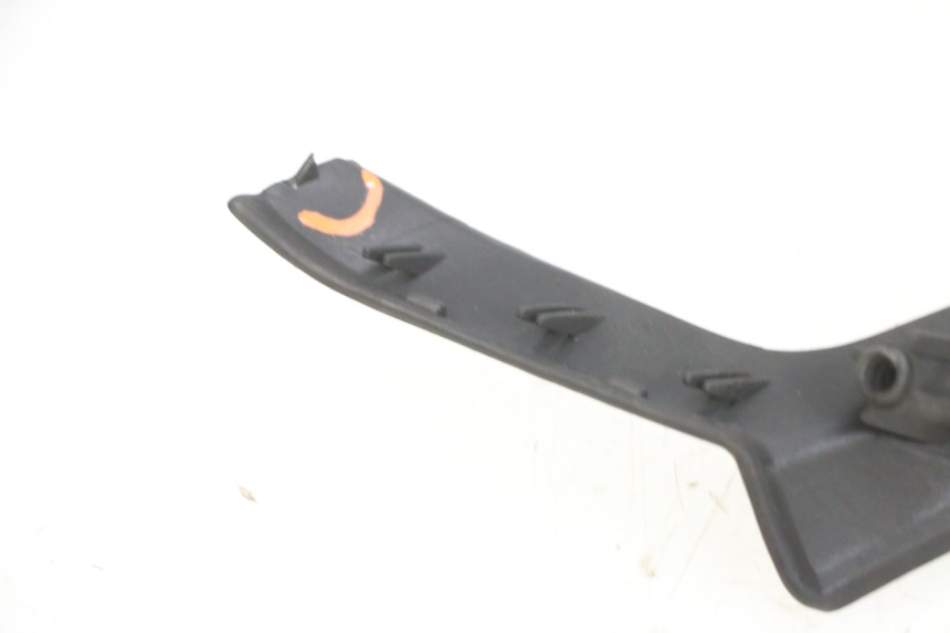 photo de HANDLEBAR COVER FRONT YAMAHA XMAX X-MAX 125 (2006 - 2009) - Alternative perspective