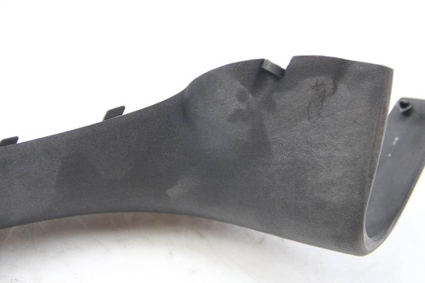 photo de HANDLEBAR COVER FRONT PIAGGIO X8 125 (2004 - 2007) - Product overview