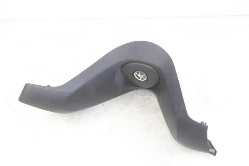 photo de HANDLEBAR COVER FRONT YAMAHA YP MAJESTY 400 (2004 - 2008) - Main view