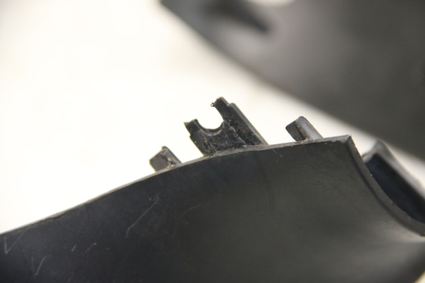 photo de HANDLEBAR COVER FRONT PIAGGIO ZIP 4T 50 (2018 - 2020) - Component detail