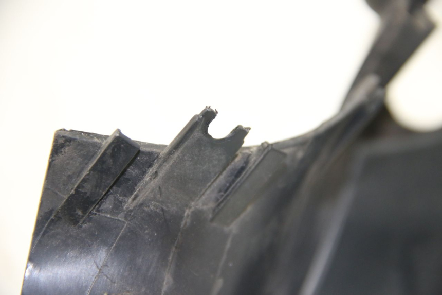 photo de HANDLEBAR COVER FRONT PIAGGIO ZIP 4T 50 (2018 - 2020) - Zoom on usage condition