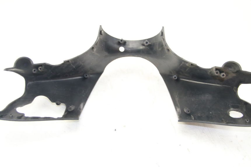 photo de HANDLEBAR COVER FRONT PIAGGIO ZIP 4T 50 (2018 - 2020) - Fixing points details