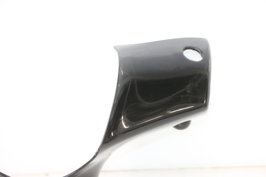 photo de HANDLE BAR FRONT PANEL PIAGGIO ZIP 4T 50 (2006 - 2017) - Distinctive features