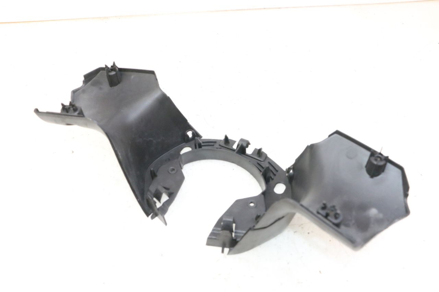 photo de HANDLE BAR PANEL PEUGEOT CITYSTAR 50 (2013 - 2017) - Fixing points details