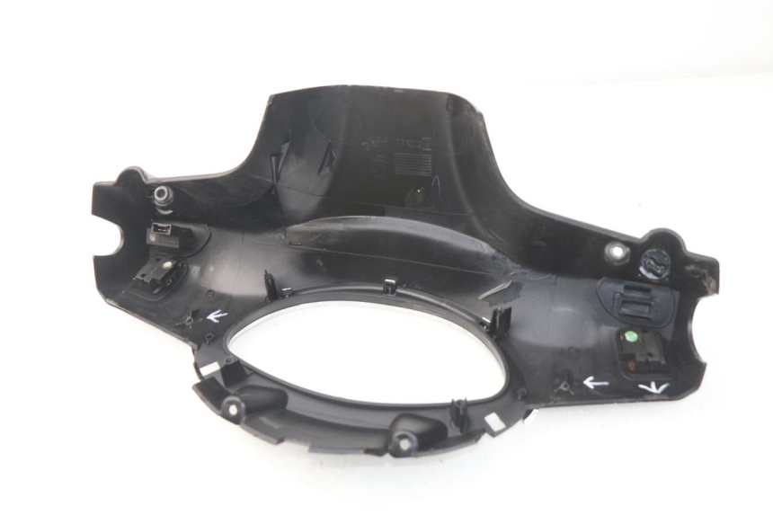 photo de HANDLE BAR PANEL SWITCH PIAGGIO FLY IE 125 (2012 - 2017) - Zoom on usage condition