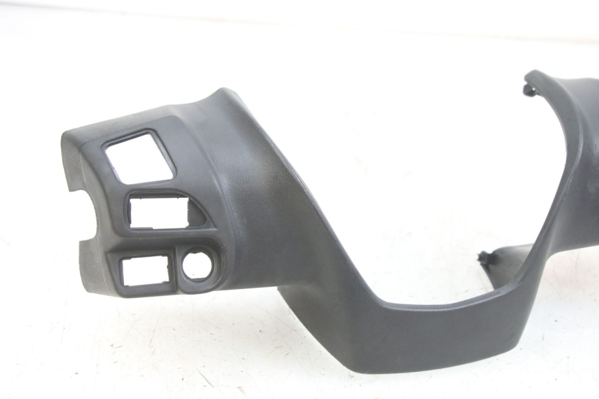 photo de HANDLEBAR SWITCH COVER PIAGGIO MEDLEY 125 (2016 - 2023) - Alternative perspective