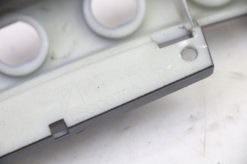 photo de HANDLE BAR PANEL SWITCH PIAGGIO MP3 HPE 350 (2018 - 2020) - Markings and original references