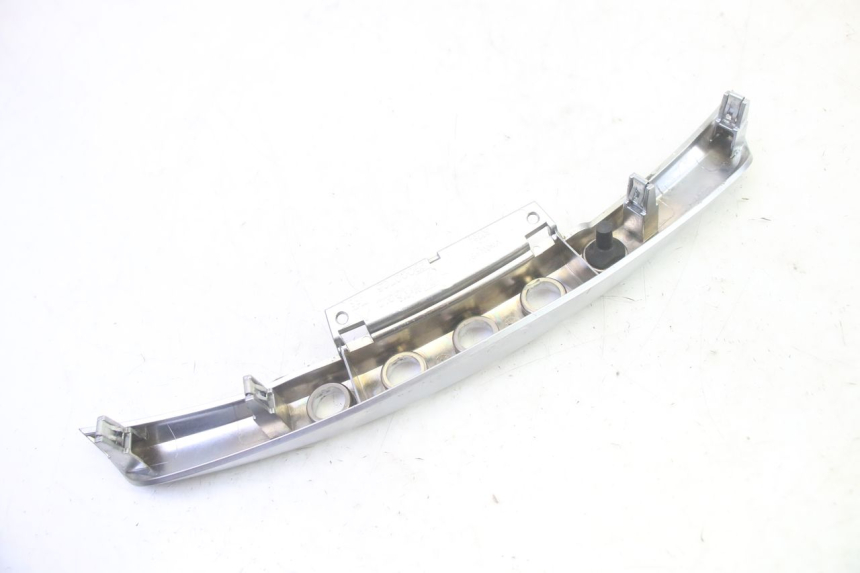 photo de HANDLE BAR PANEL SWITCH PIAGGIO MP3 500 (2016 - 2018) - Technical close-up