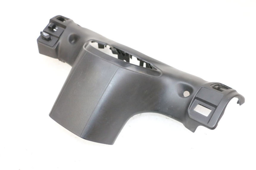 photo de HANDLE BAR PANEL SWITCH YAMAHA NEO'S CORE 1 (2022 - 2026) - Fixing points details