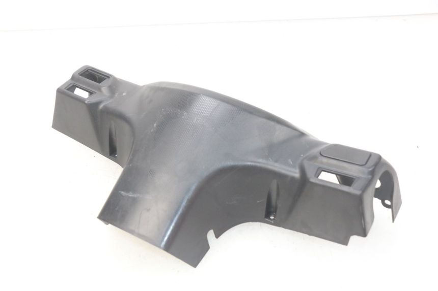 photo de HANDLEBAR SWITCH COVER SYM ORBIT III 3 4T 50 (2018 - 2021) - Zoom on usage condition